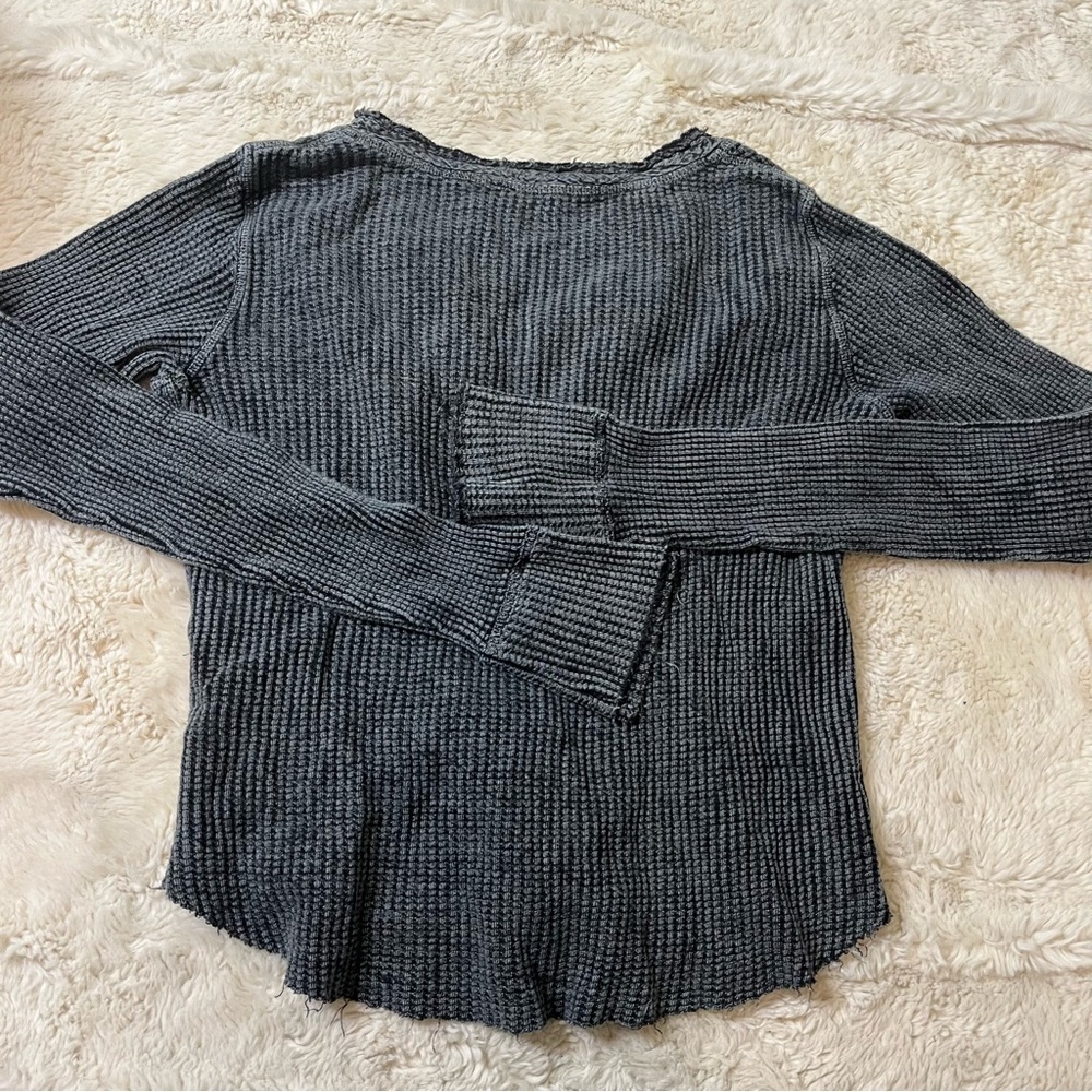 Women's Gray Ribbed Top - Picture 6 of 6
